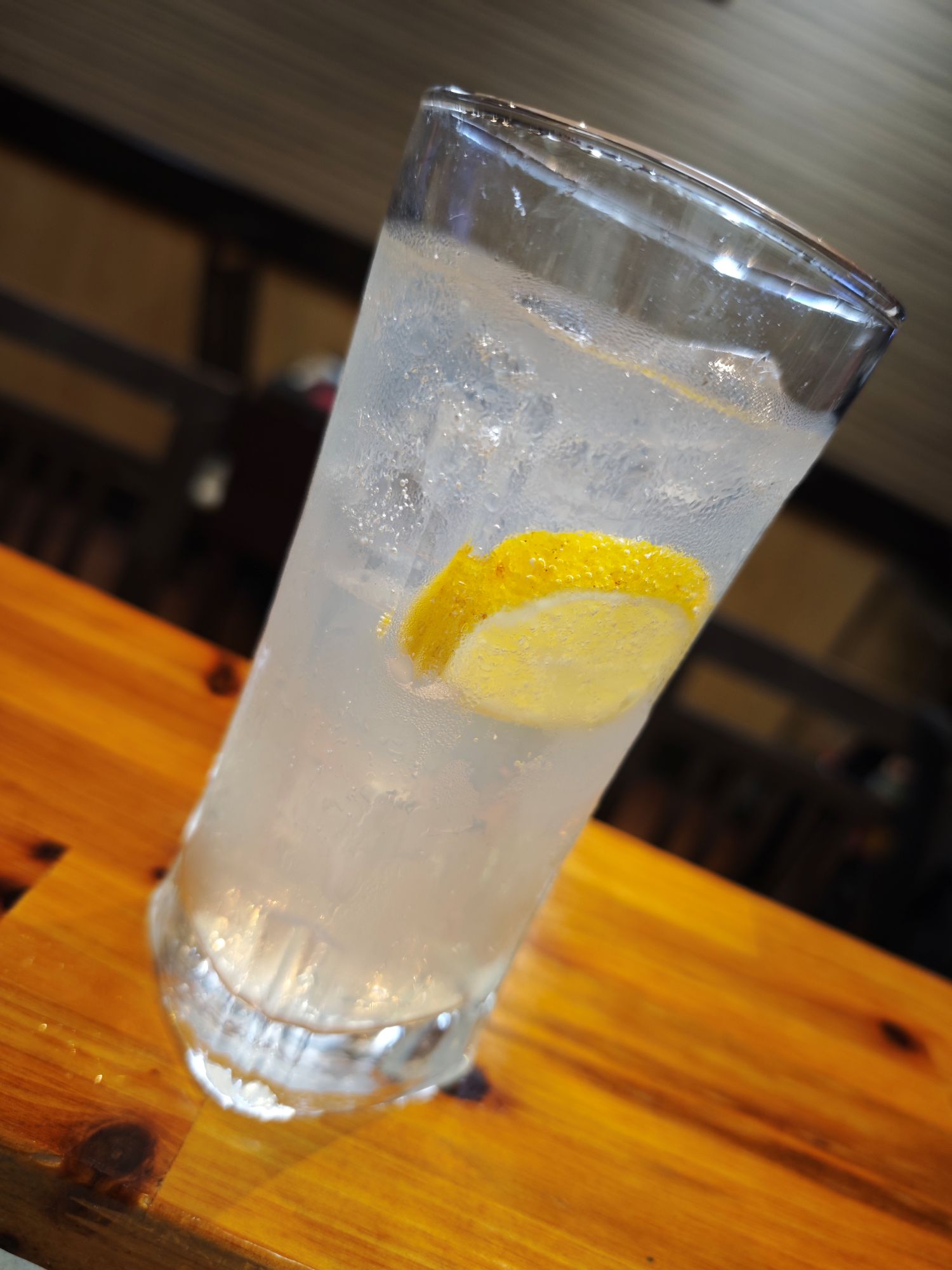 居酒屋 和の梅酒、氷の入った爽やかな一杯